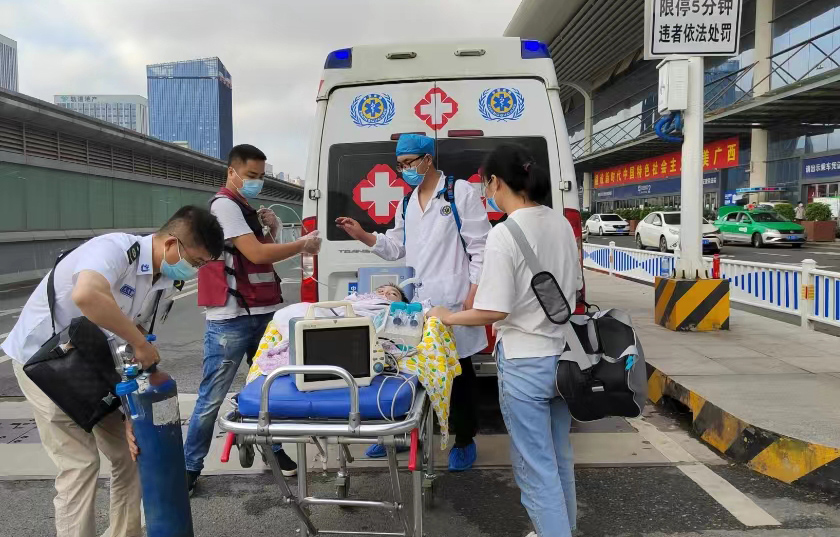 辽阳县救护车出租公司